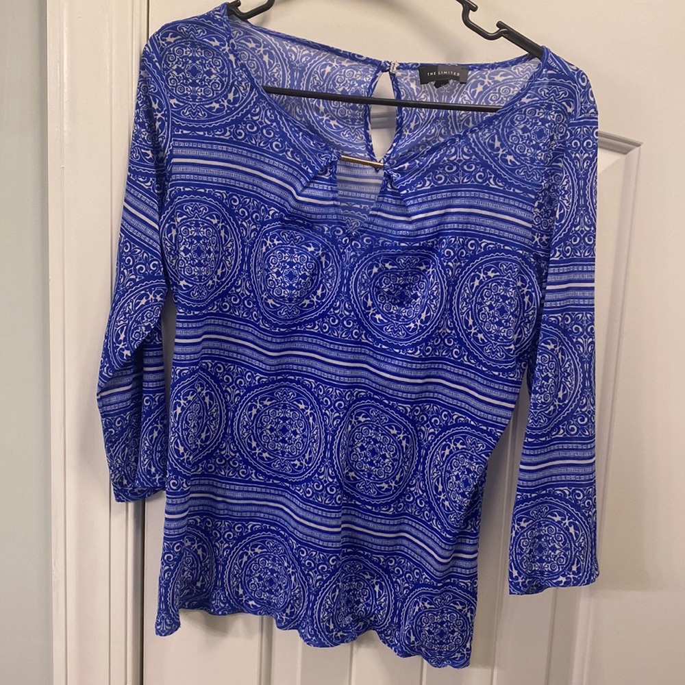 White and blue blouse